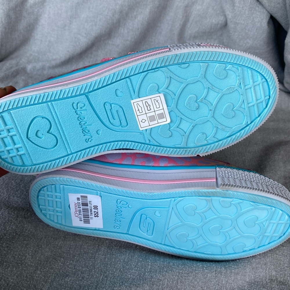 Girl's twinkle toes Skechers